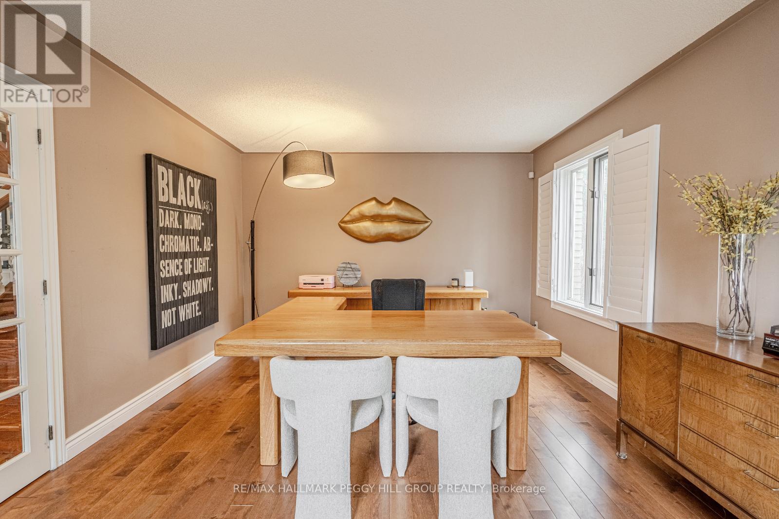 Photo 11 of 24 Willow Bay Drive, Springwater ON