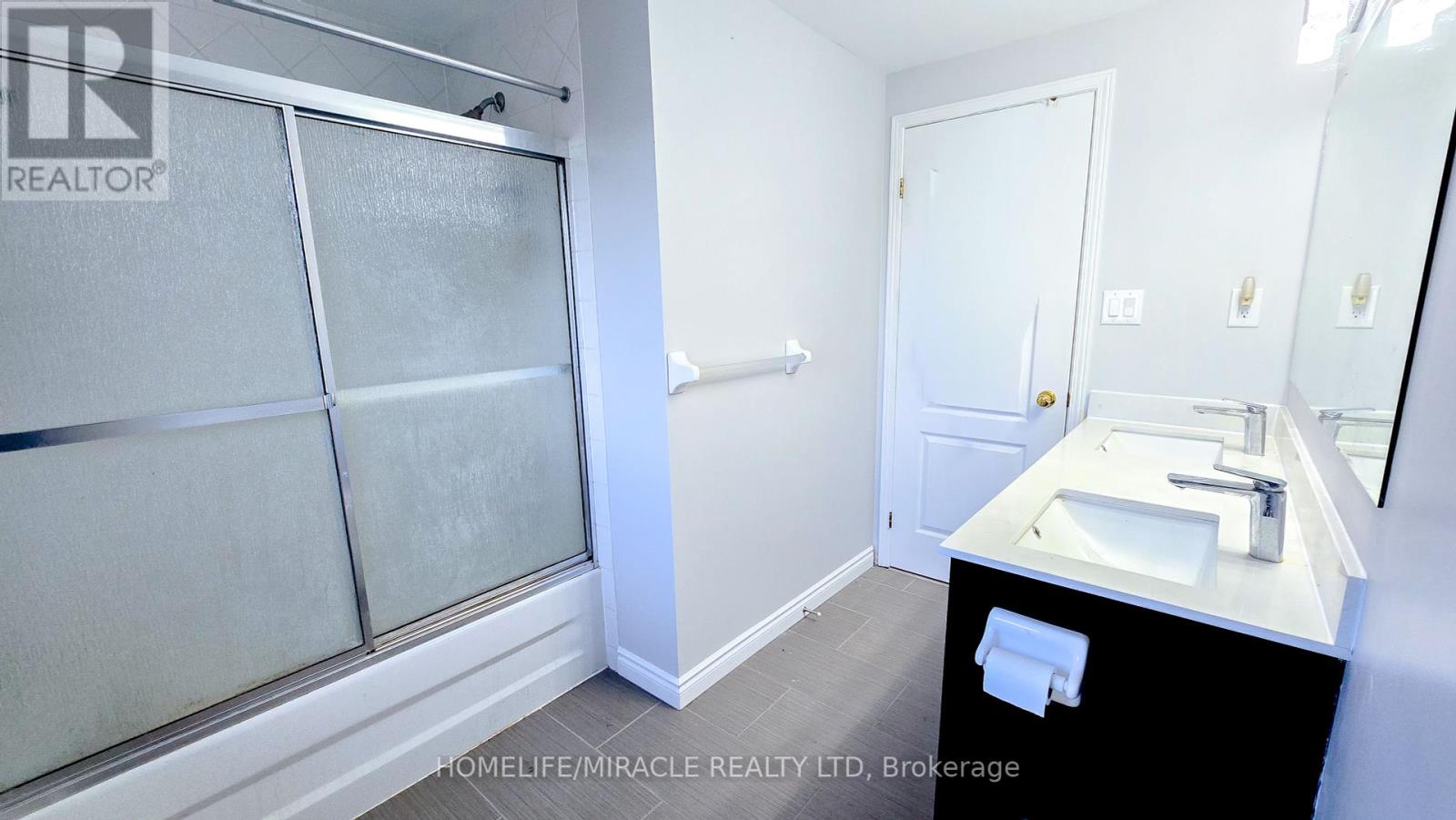 Photo 27 of 22 Rockwood Road, Kitchener ON