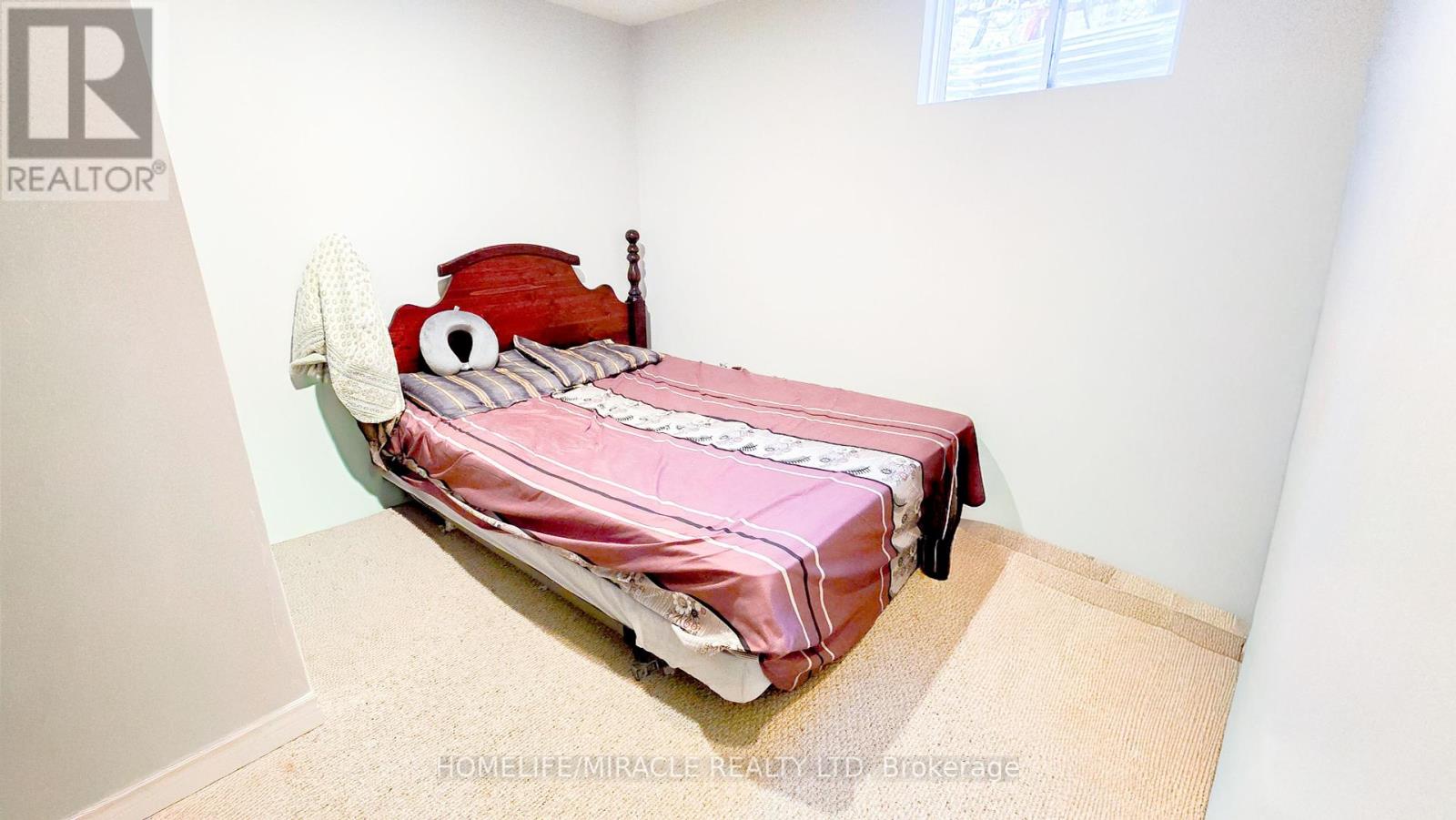 Photo 28 of 22 Rockwood Road, Kitchener ON