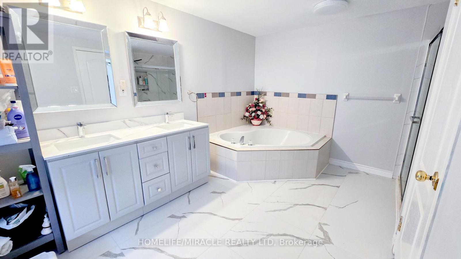 Photo 19 of 22 Rockwood Road, Kitchener ON