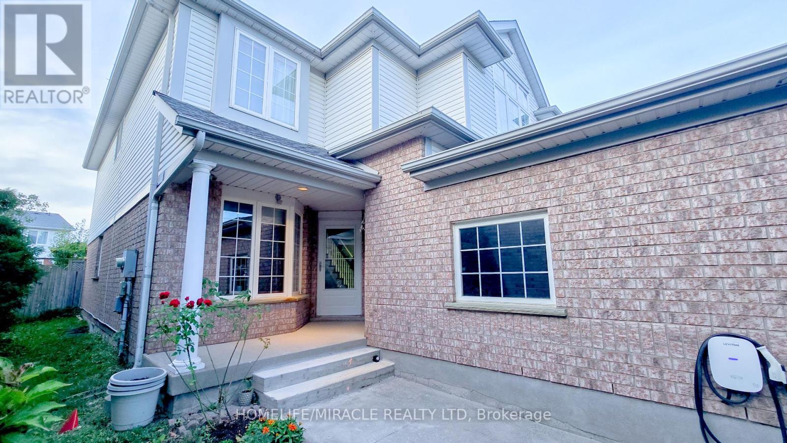 Photo 4 of 22 Rockwood Road, Kitchener ON