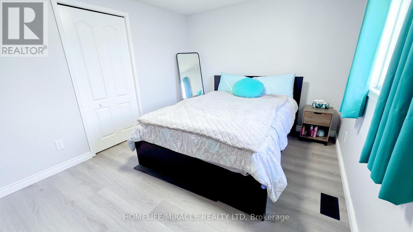 Photo 24 of 22 Rockwood Road, Kitchener ON