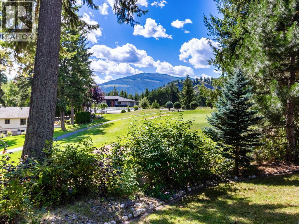 Photo 32 of 2600 Fairway Place, Blind Bay BC