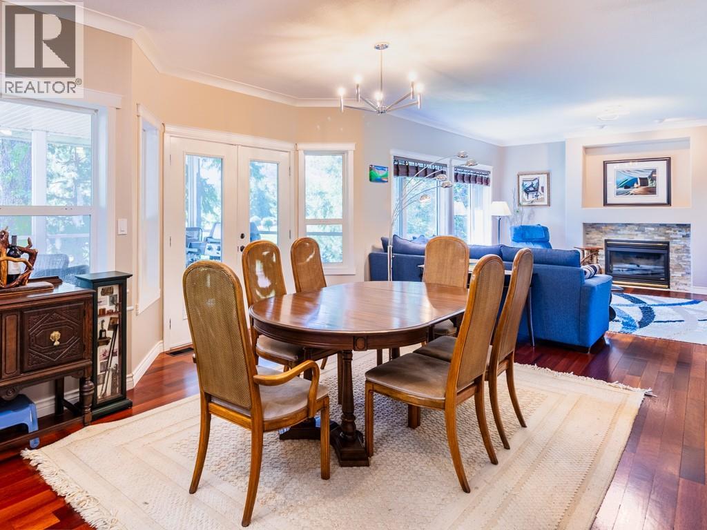 Photo 7 of 2600 Fairway Place, Blind Bay BC