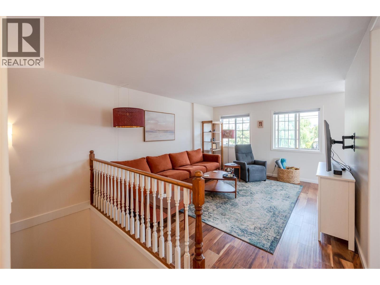 523 10th Avenue Unit# 2, Keremeos