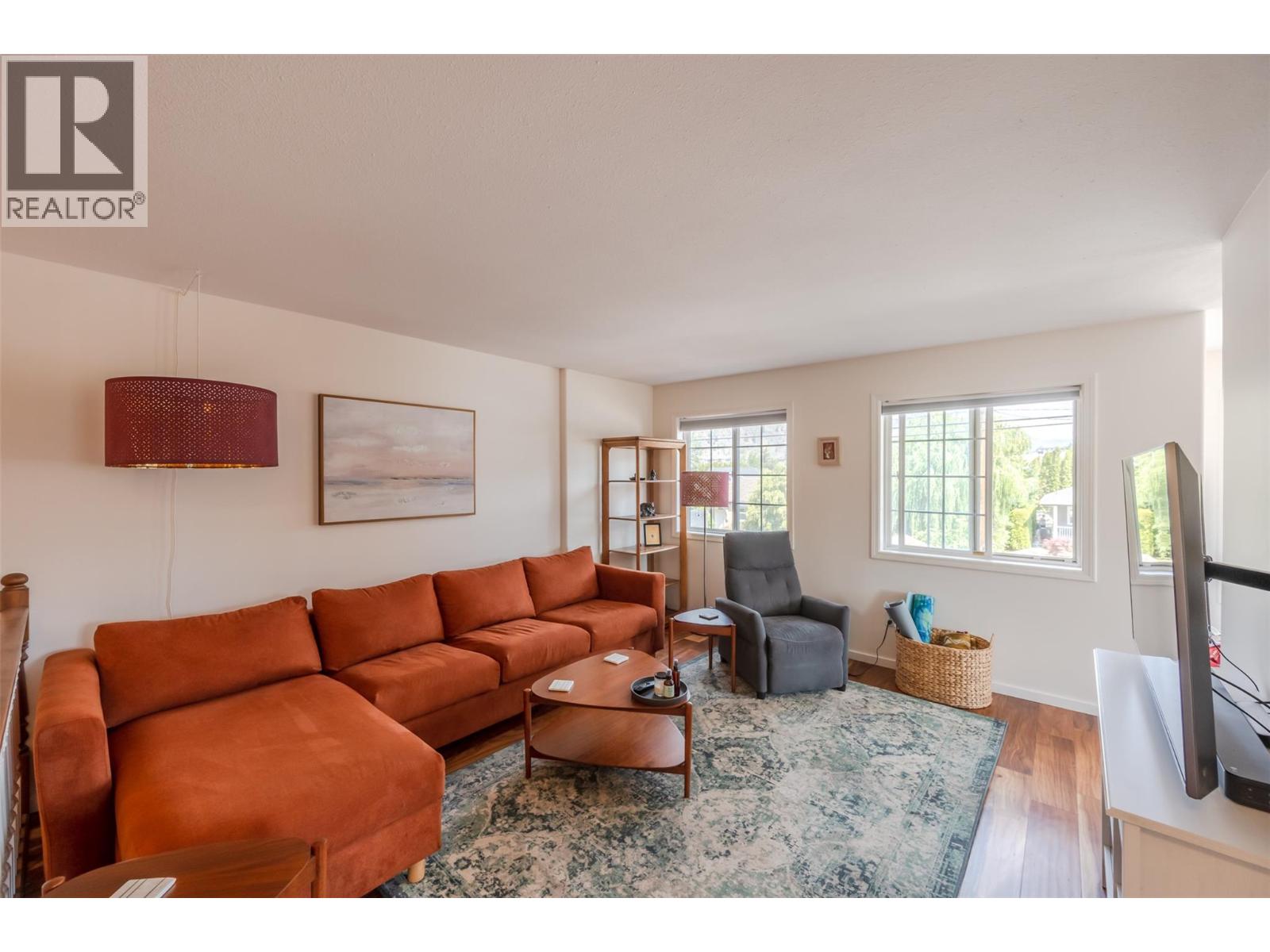 523 10th Avenue Unit# 2, Keremeos