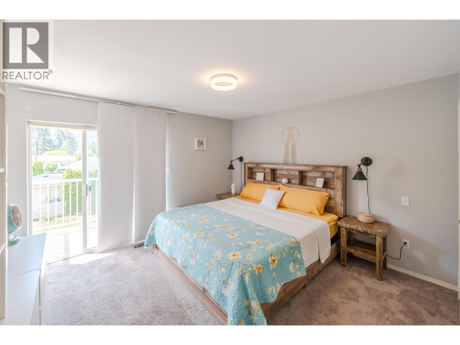 523 10th Avenue Unit# 2, Keremeos