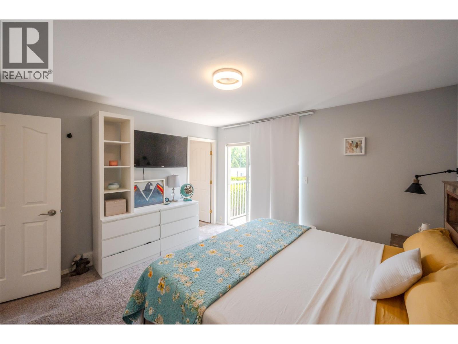 523 10th Avenue Unit# 2, Keremeos