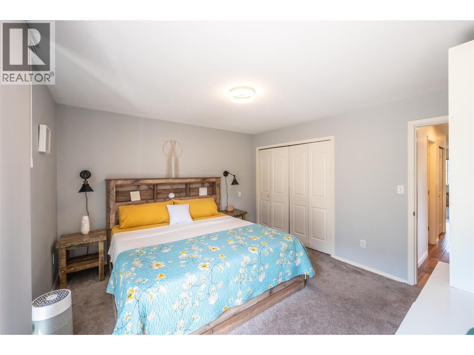 523 10th Avenue Unit# 2, Keremeos