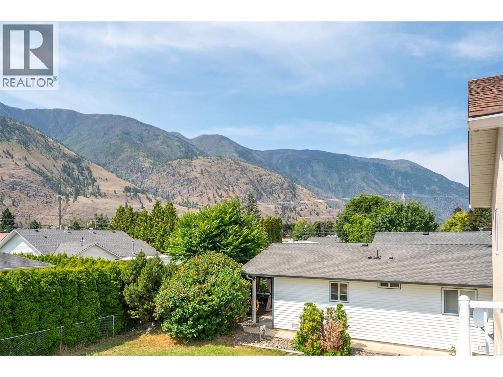 523 10th Avenue Unit# 2, Keremeos