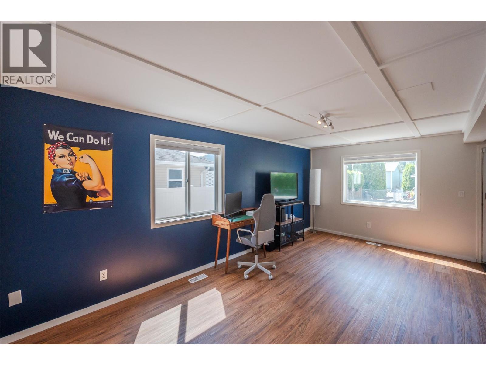 523 10th Avenue Unit# 2, Keremeos