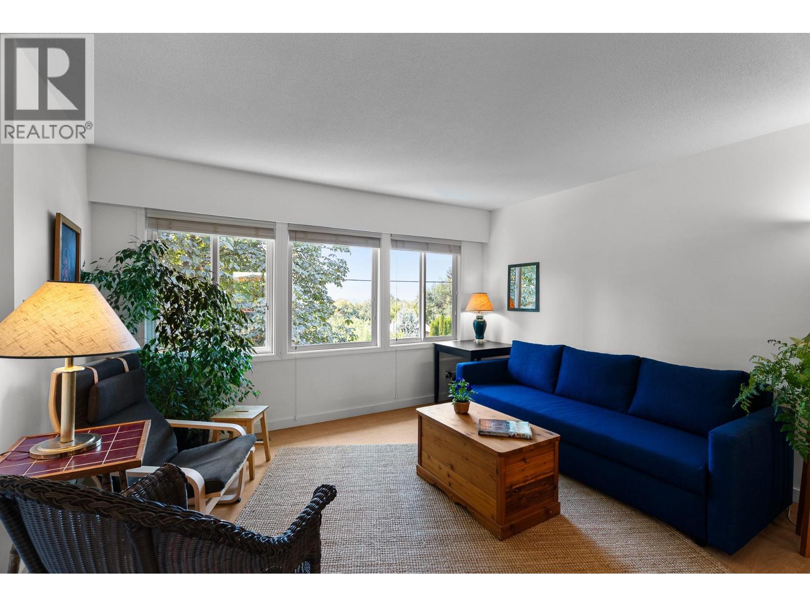 Photo 15 of 490 6 Street Se, Salmon Arm BC