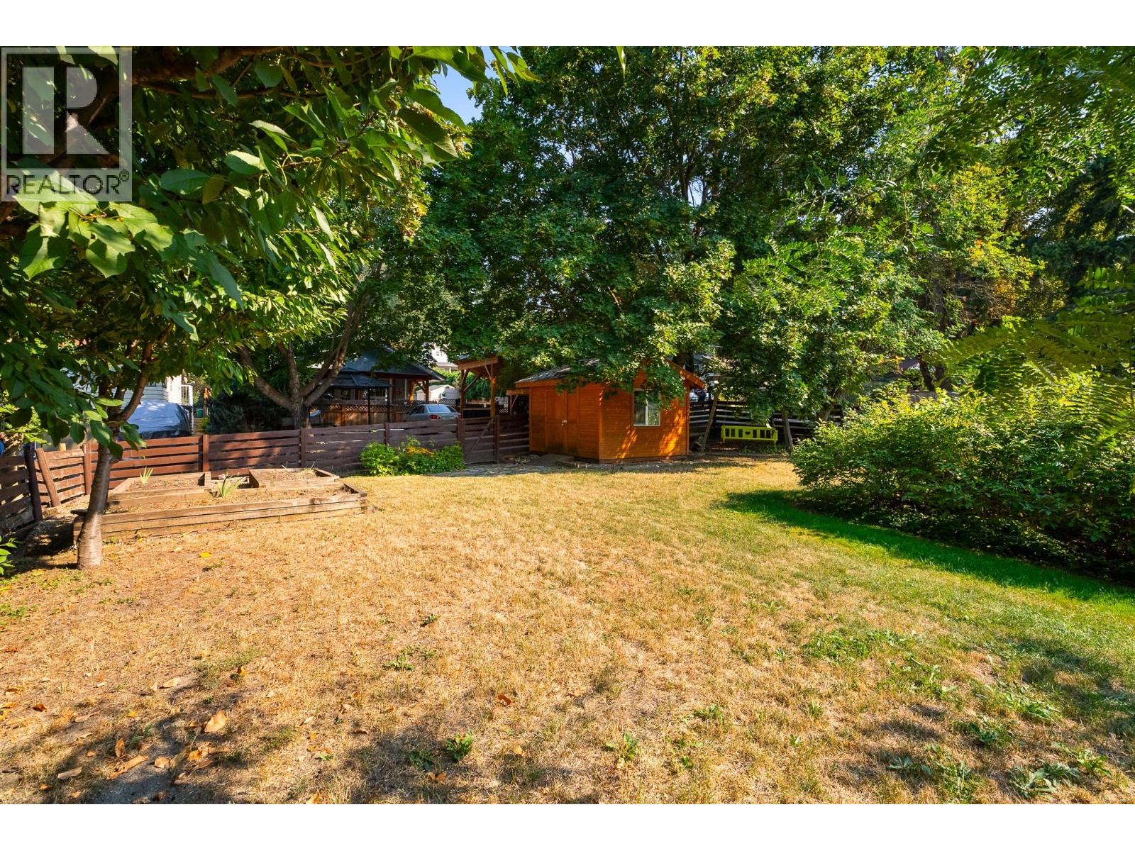 Photo 7 of 490 6 Street Se, Salmon Arm BC