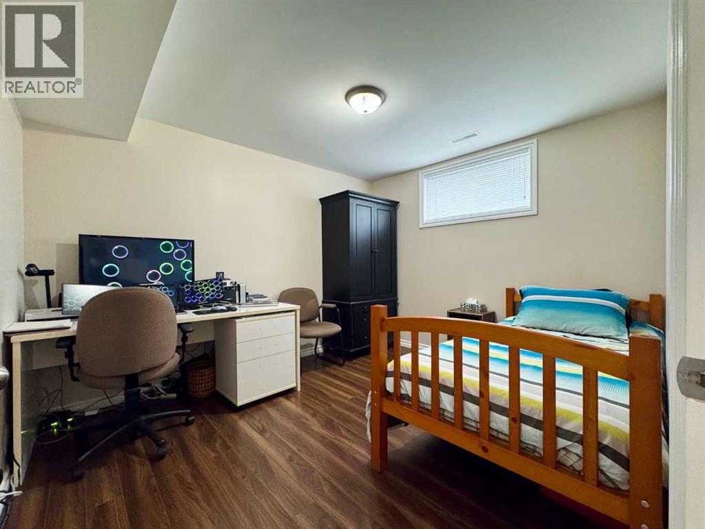 Photo 39 of 225 Cougar Way N, Lethbridge AB