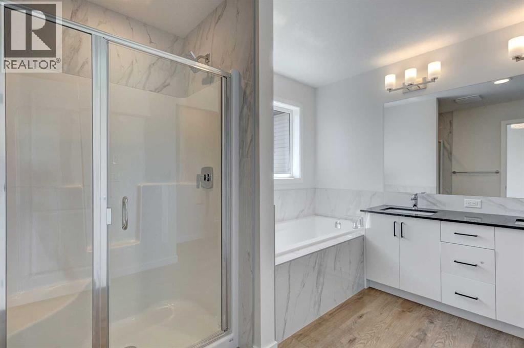 Photo 25 of 77 Silver Spruce Court Sw, Calgary AB