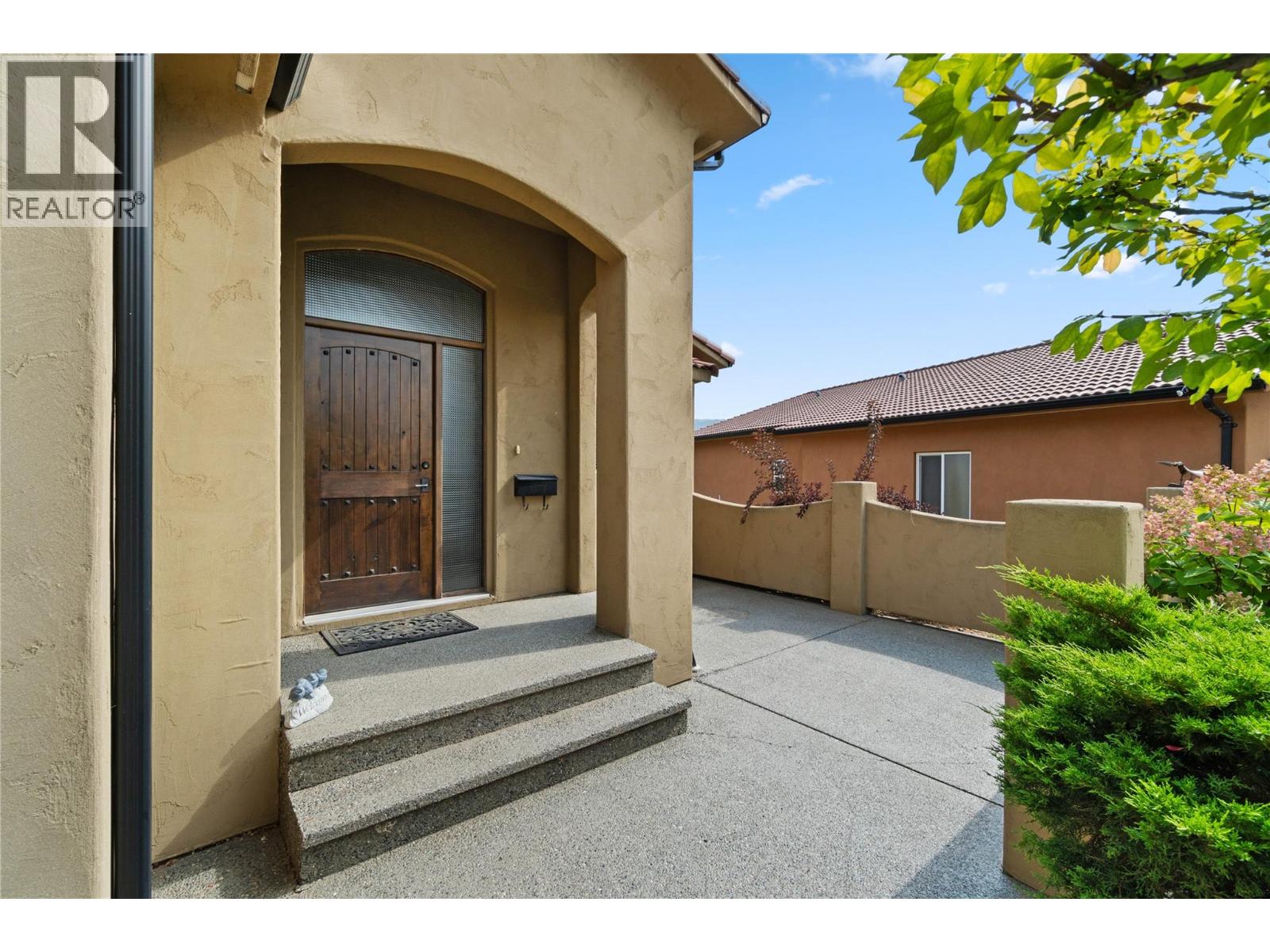 Photo 33 of 728 Rosewood Crescent, Kamloops BC