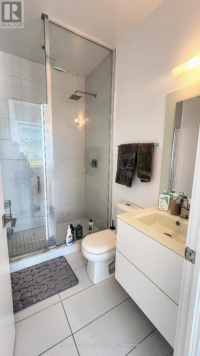 Photo 19 of 409 111 St Clair Avenue W, Toronto ON