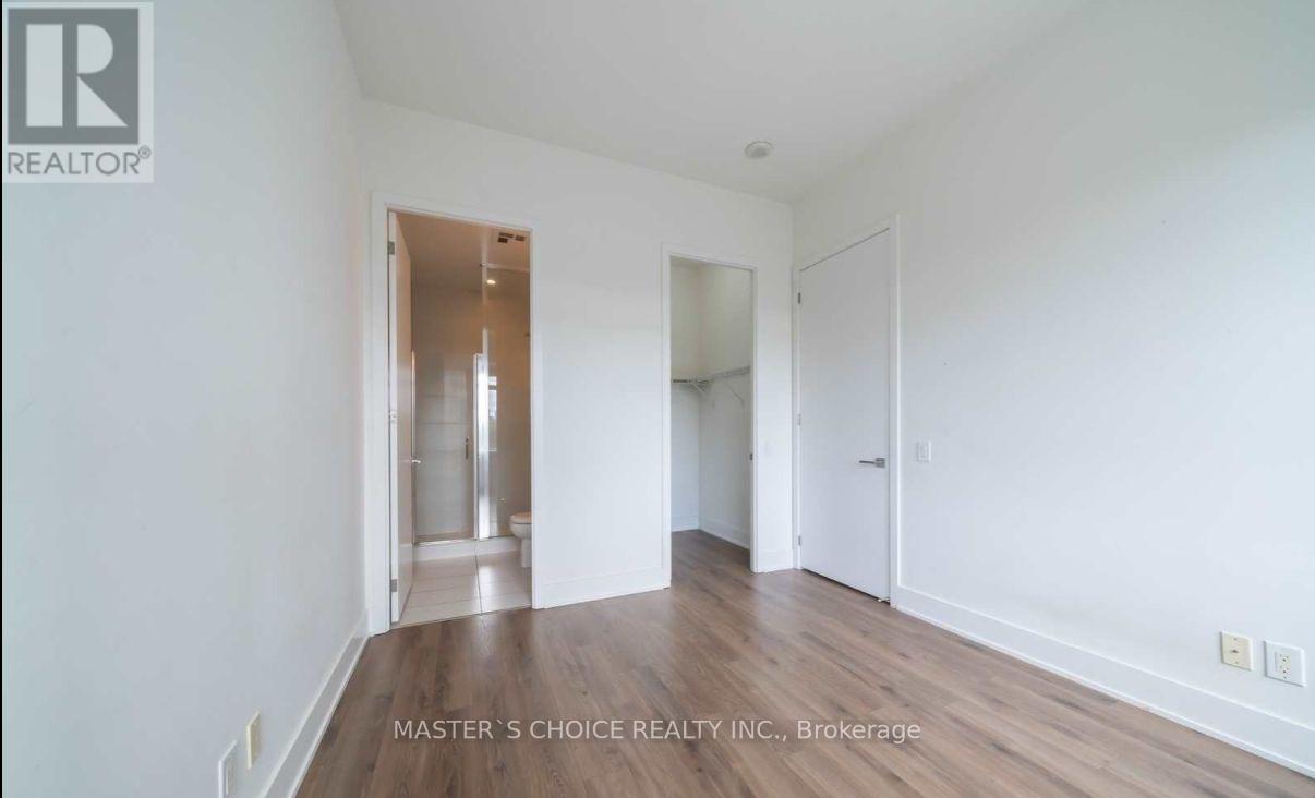 Photo 14 of 409 111 St Clair Avenue W, Toronto ON