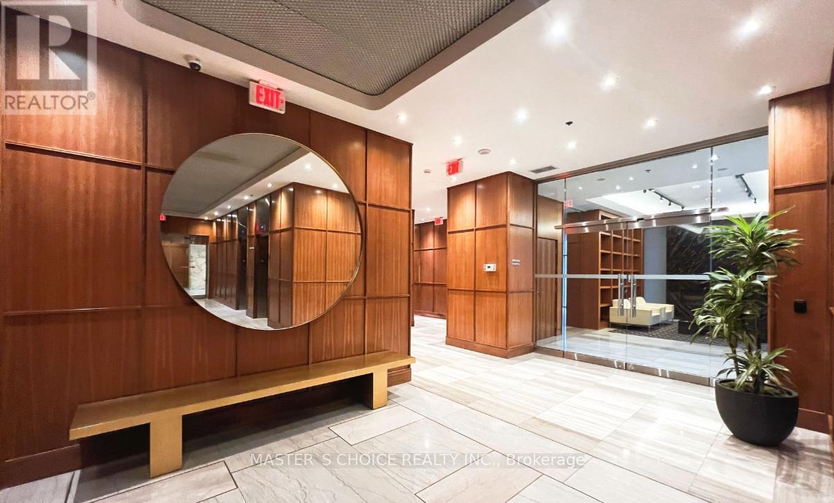 Photo 40 of 409 111 St Clair Avenue W, Toronto ON