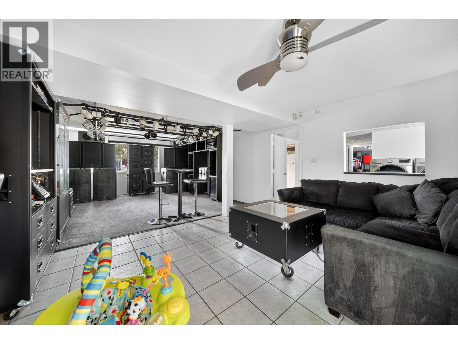 Photo 23 of 11912 229 Street, Maple Ridge BC
