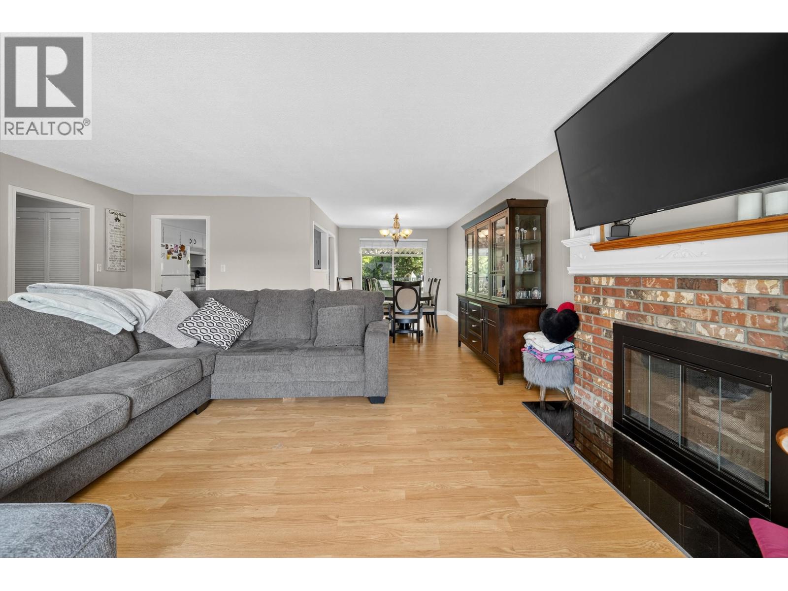 Photo 4 of 11912 229 Street, Maple Ridge BC