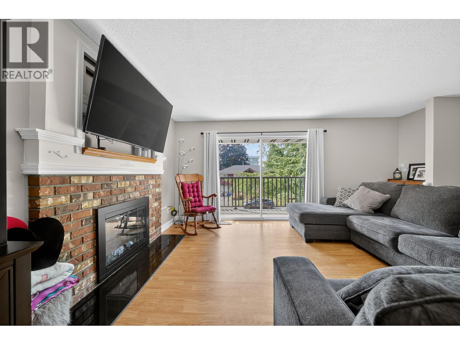 Photo 7 of 11912 229 Street, Maple Ridge BC