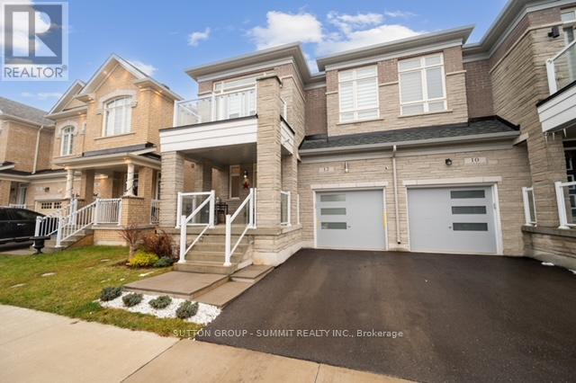 Photo 1 of 12 Great Falls Boulevard, Hamilton ON