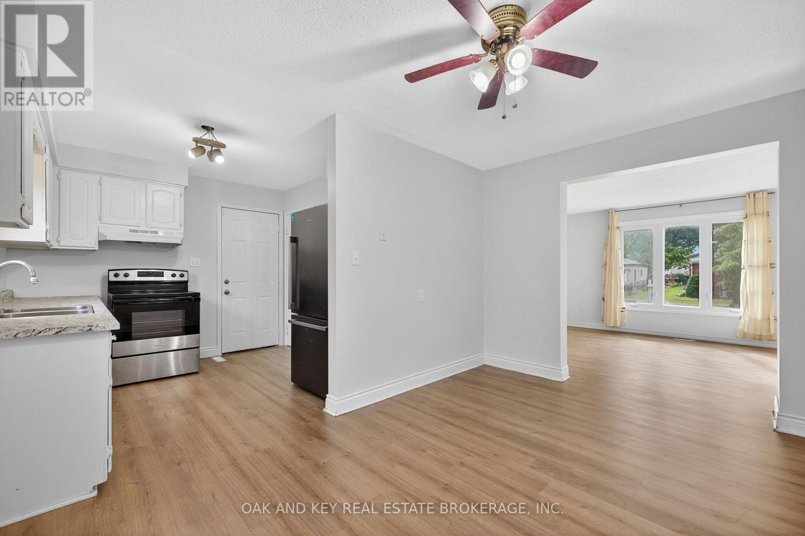 Photo 11 of 800 Monsarrat Avenue, London East ON
