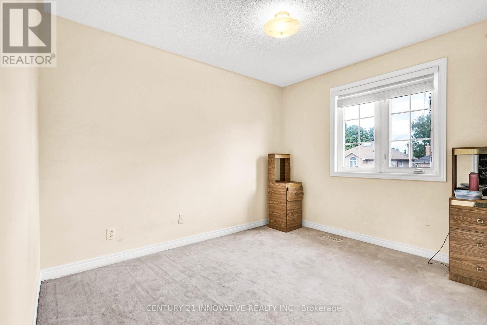 Photo 28 of 2476 Linwood Street, Pickering ON