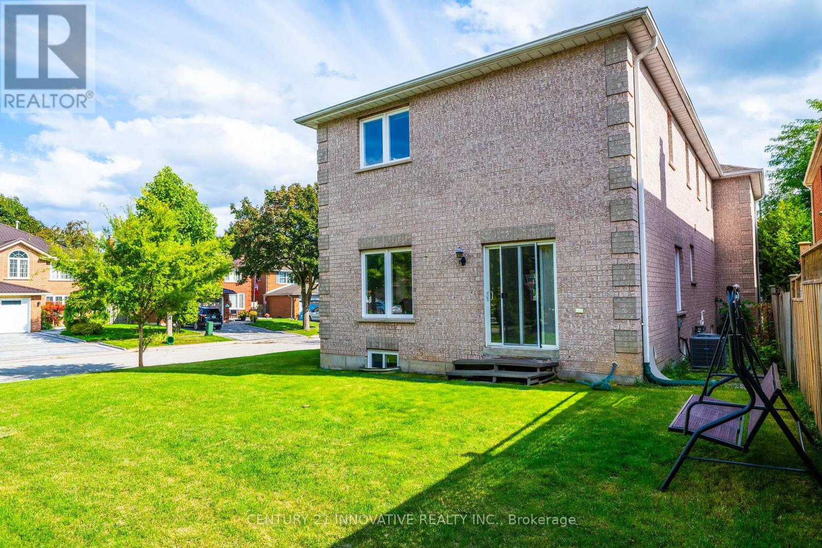Photo 36 of 2476 Linwood Street, Pickering ON