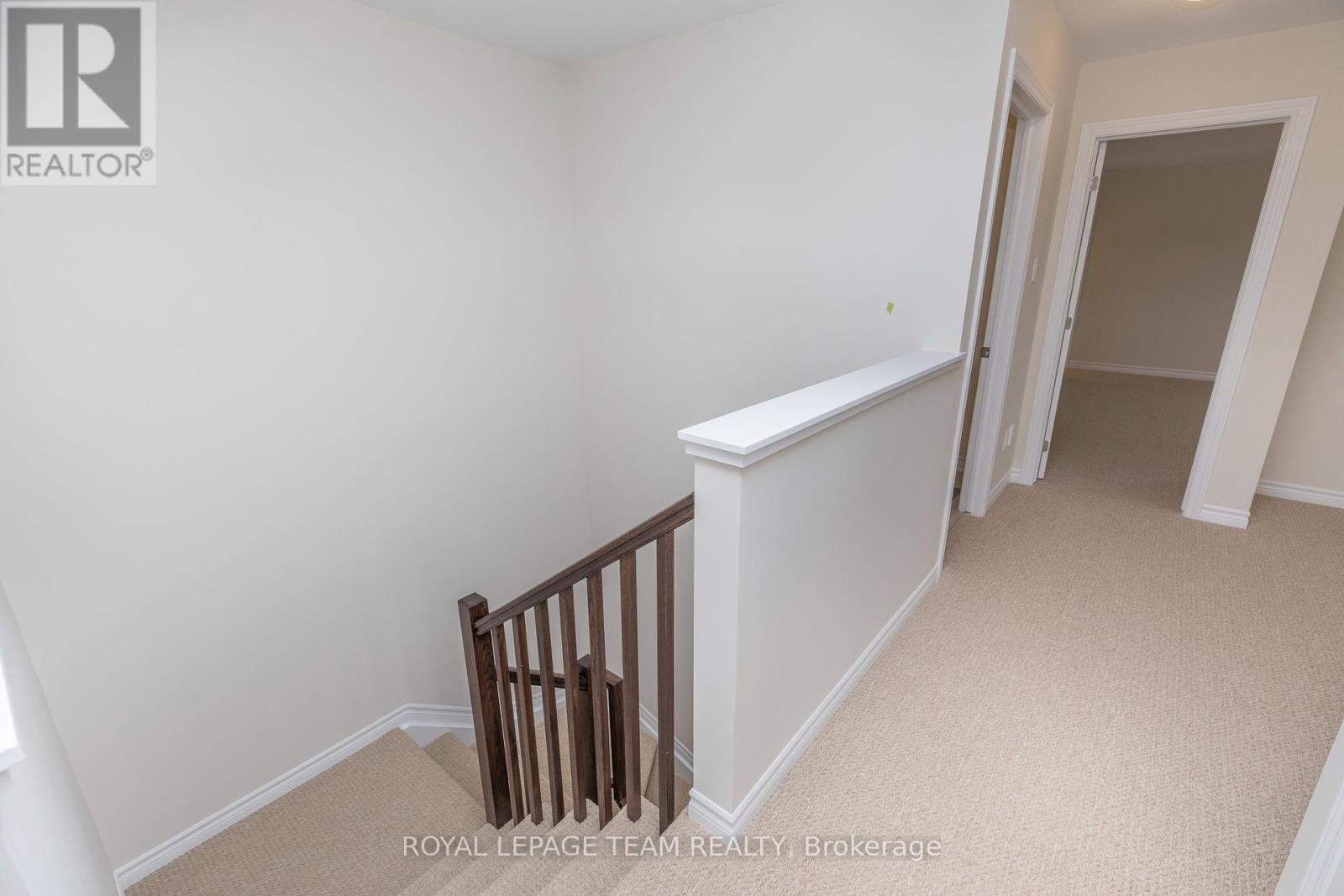Photo 22 of 21 Rookie Crescent, Ottawa ON