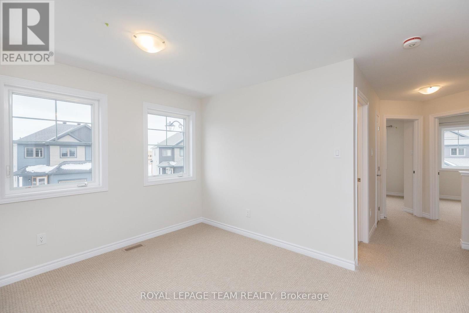 Photo 33 of 21 Rookie Crescent, Ottawa ON