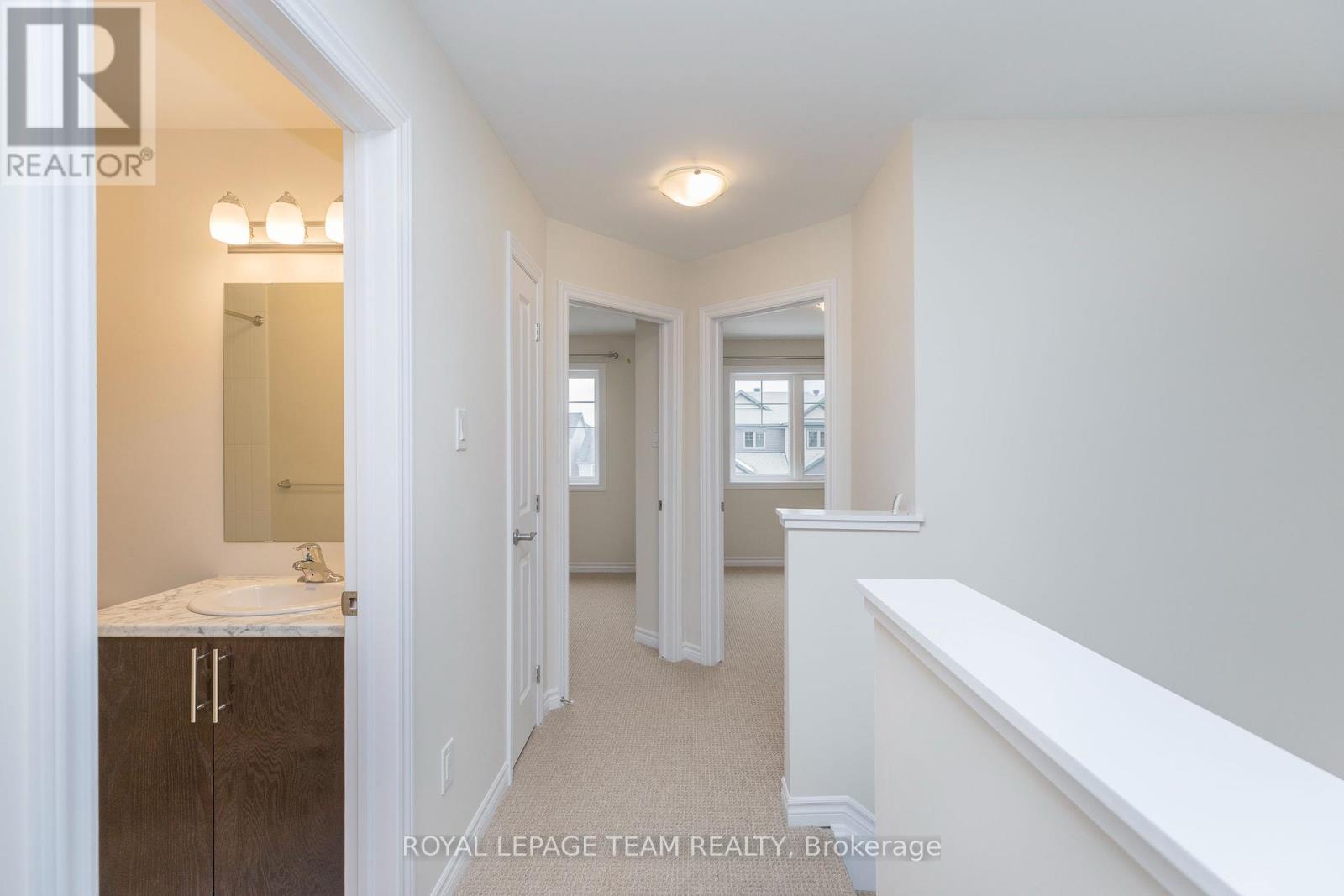 Photo 34 of 21 Rookie Crescent, Ottawa ON
