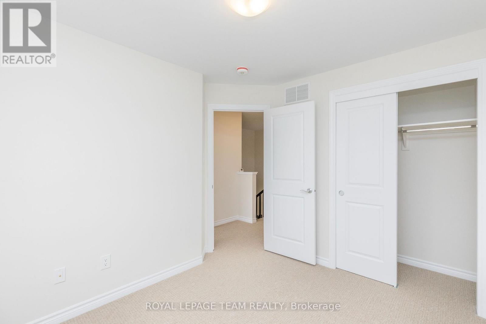 Photo 36 of 21 Rookie Crescent, Ottawa ON