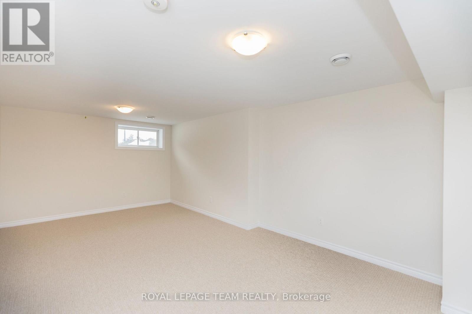 Photo 41 of 21 Rookie Crescent, Ottawa ON