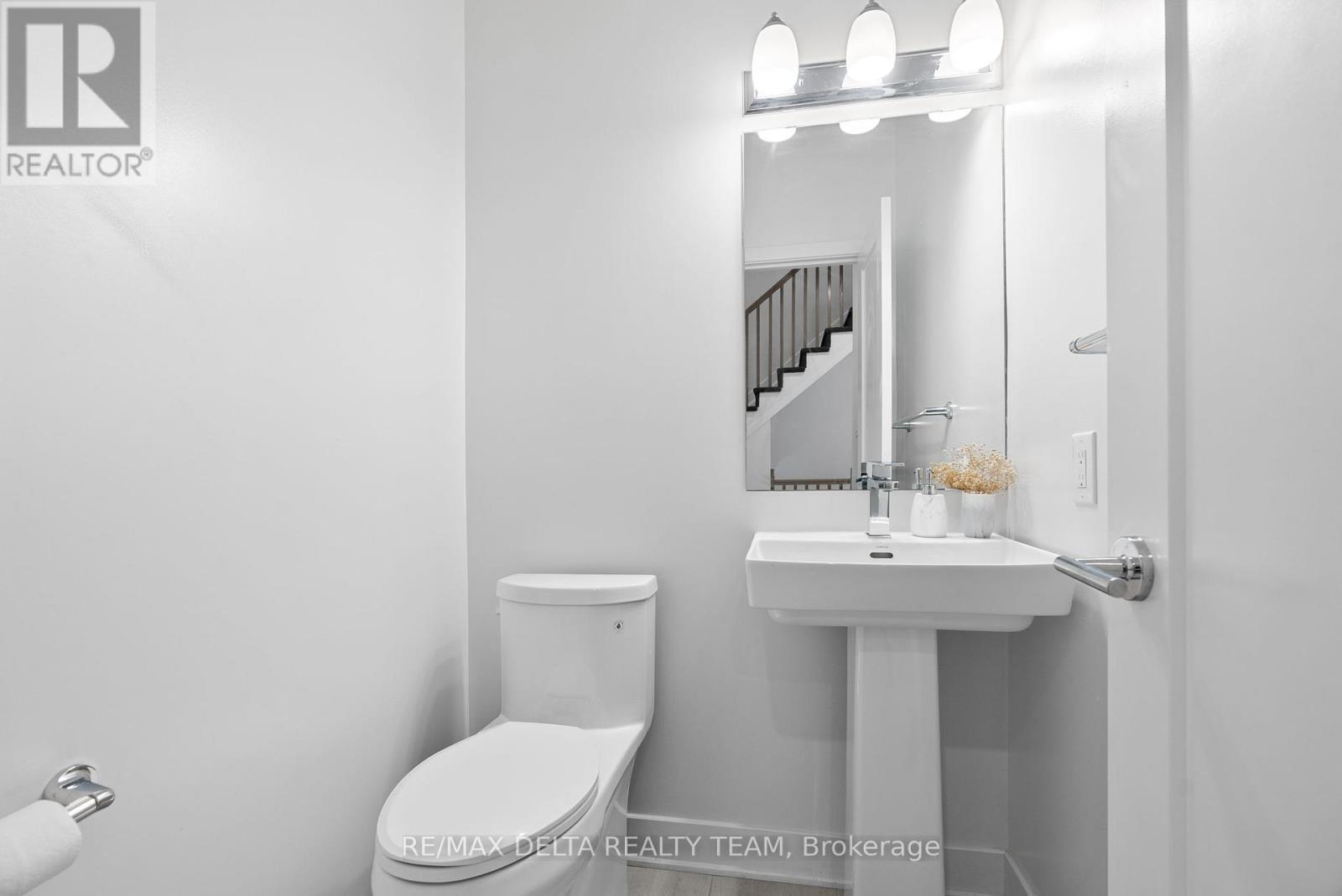 Photo 22 of 478 Trident Mews, Ottawa ON