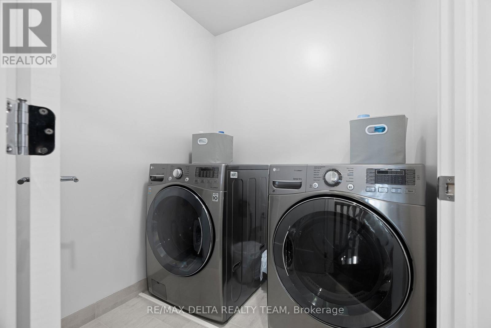 Photo 24 of 478 Trident Mews, Ottawa ON