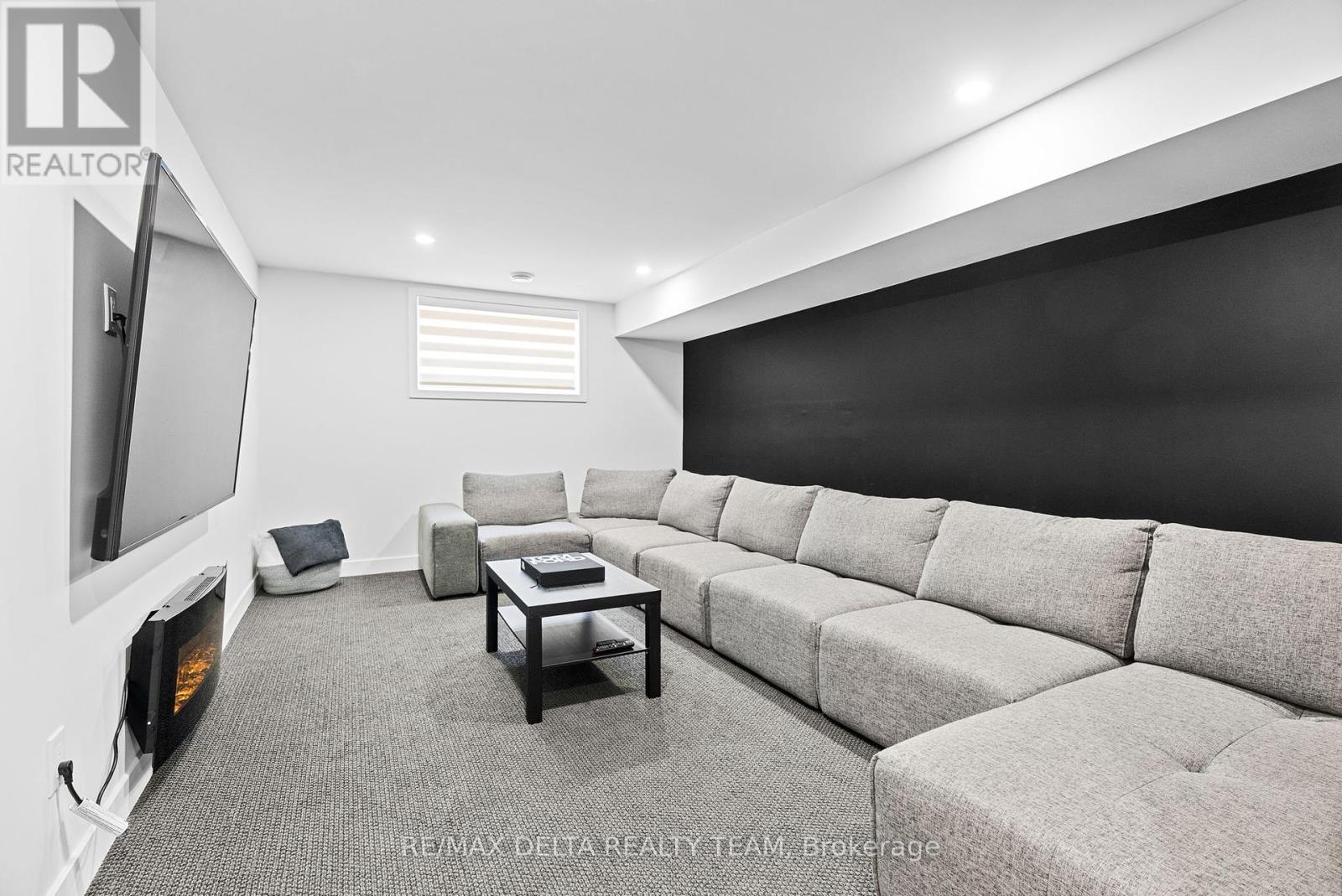 Photo 35 of 478 Trident Mews, Ottawa ON