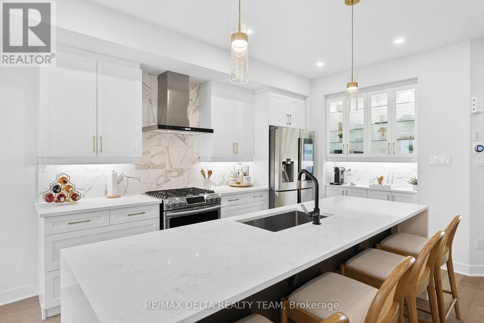 Photo 9 of 478 Trident Mews, Ottawa ON