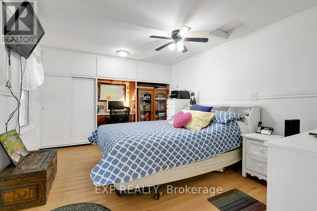 Photo 20 of 20 Crawford Street, Brockville ON