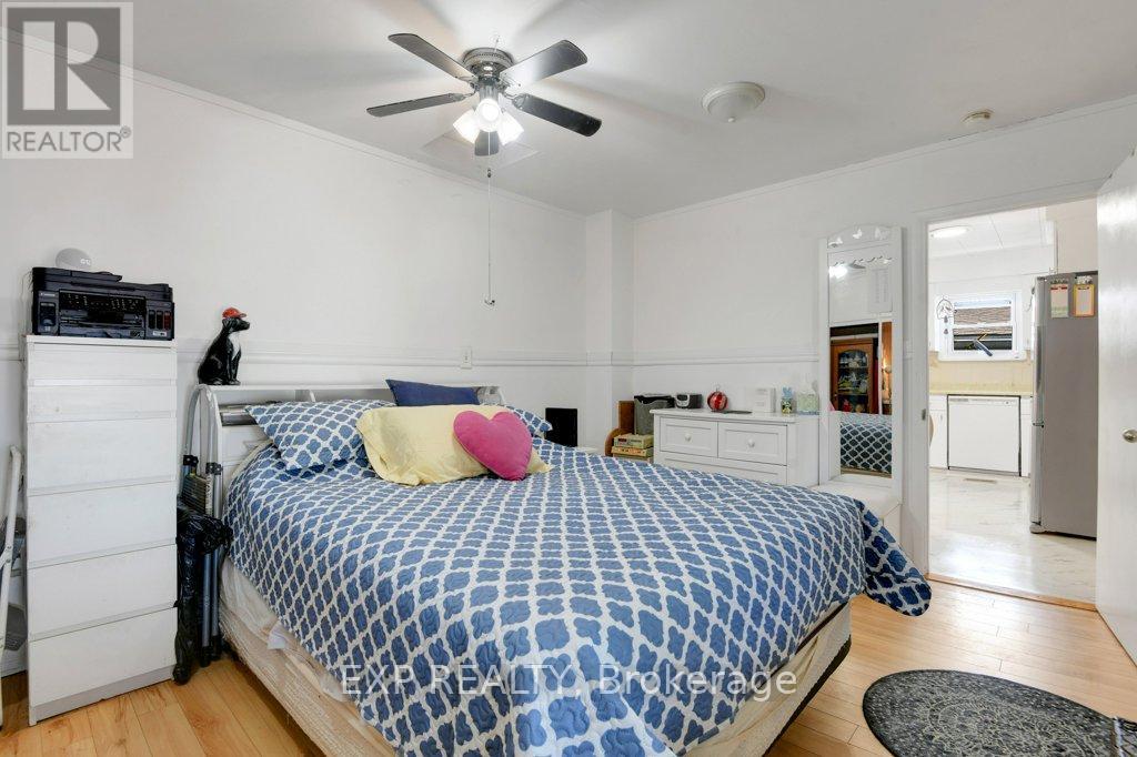 Photo 21 of 20 Crawford Street, Brockville ON