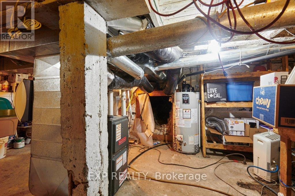 Photo 35 of 20 Crawford Street, Brockville ON