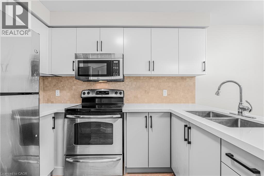 Photo 10 of 234 Inglis Street, Ayr ON