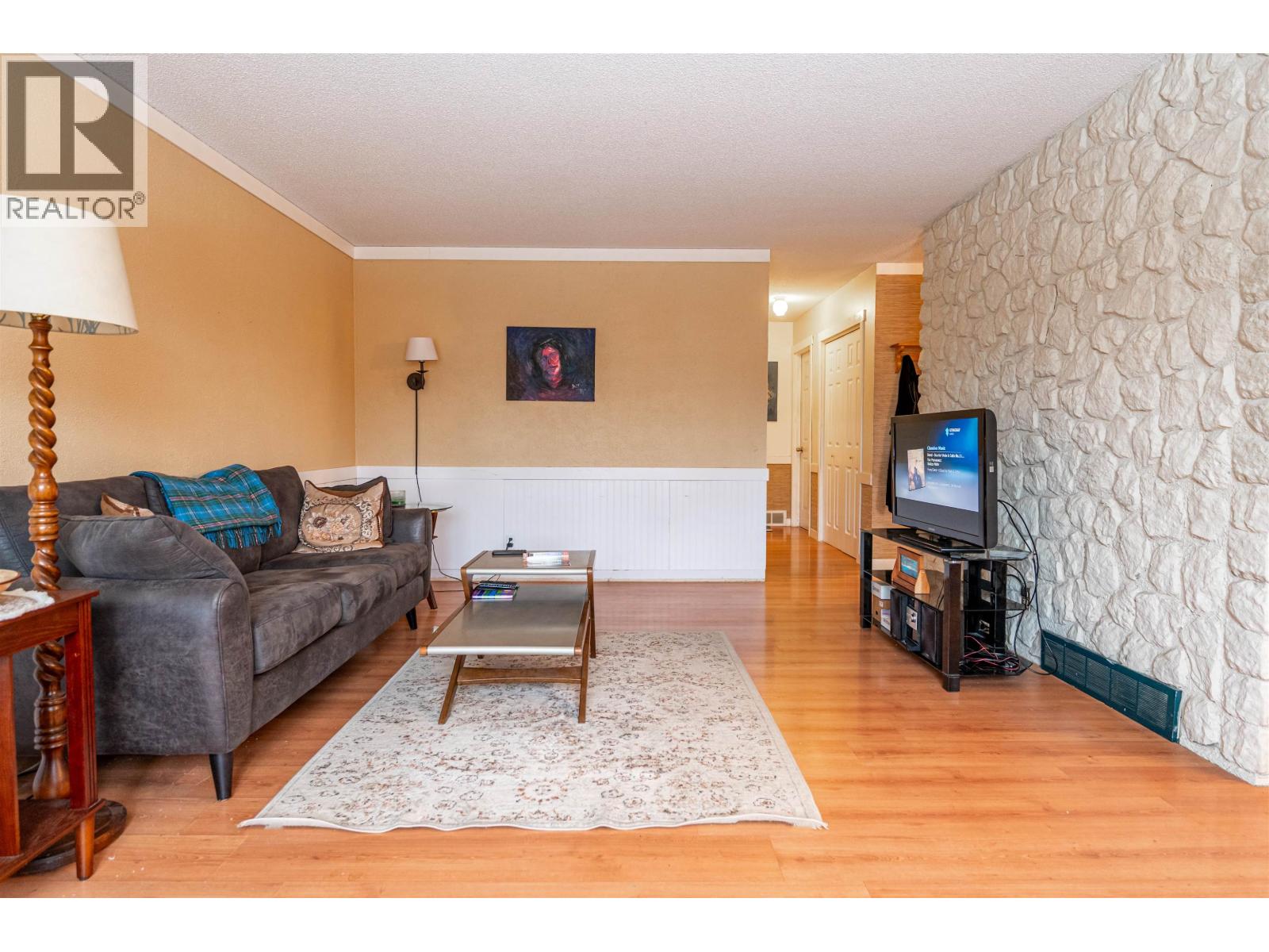 Photo 8 of 4381 1st Avenue, Prince George BC