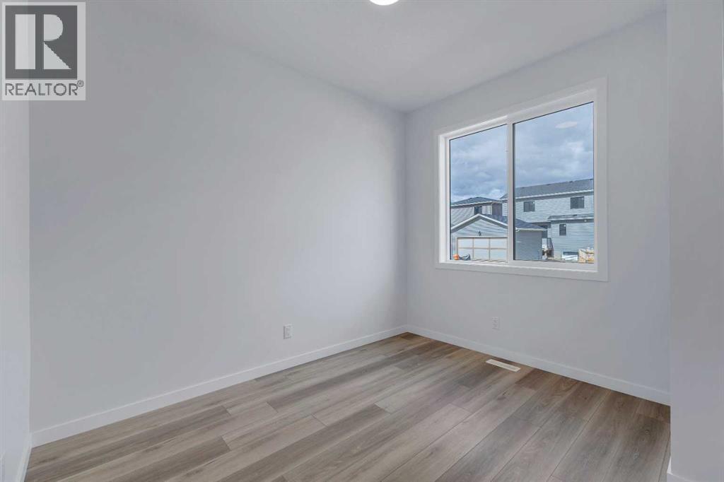 Photo 9 of 143 Herron Walk Ne, Calgary AB