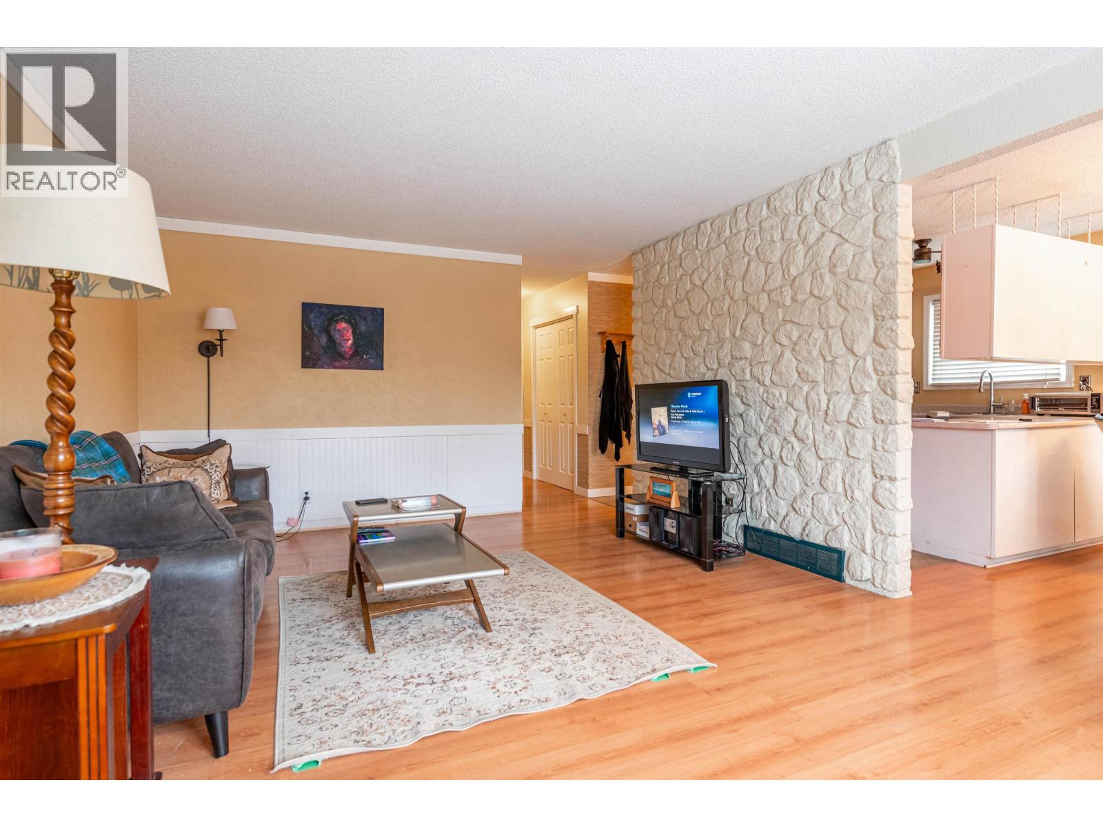 Photo 9 of 4381 1st Avenue, Prince George BC