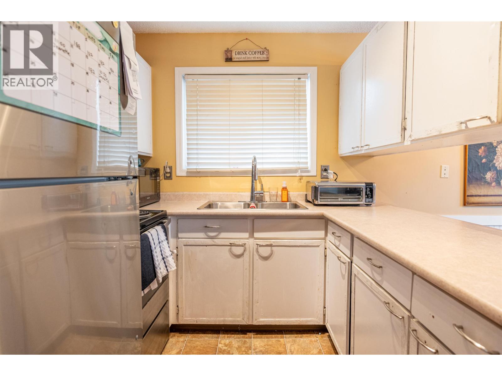 Photo 10 of 4381 1st Avenue, Prince George BC