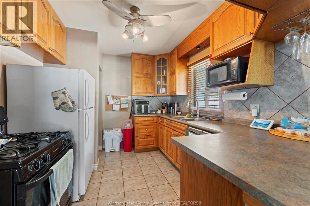 Photo 6 of 1575 Ellrose, Windsor ON