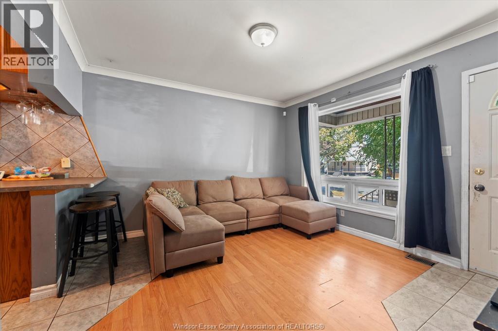 Photo 10 of 1575 Ellrose, Windsor ON