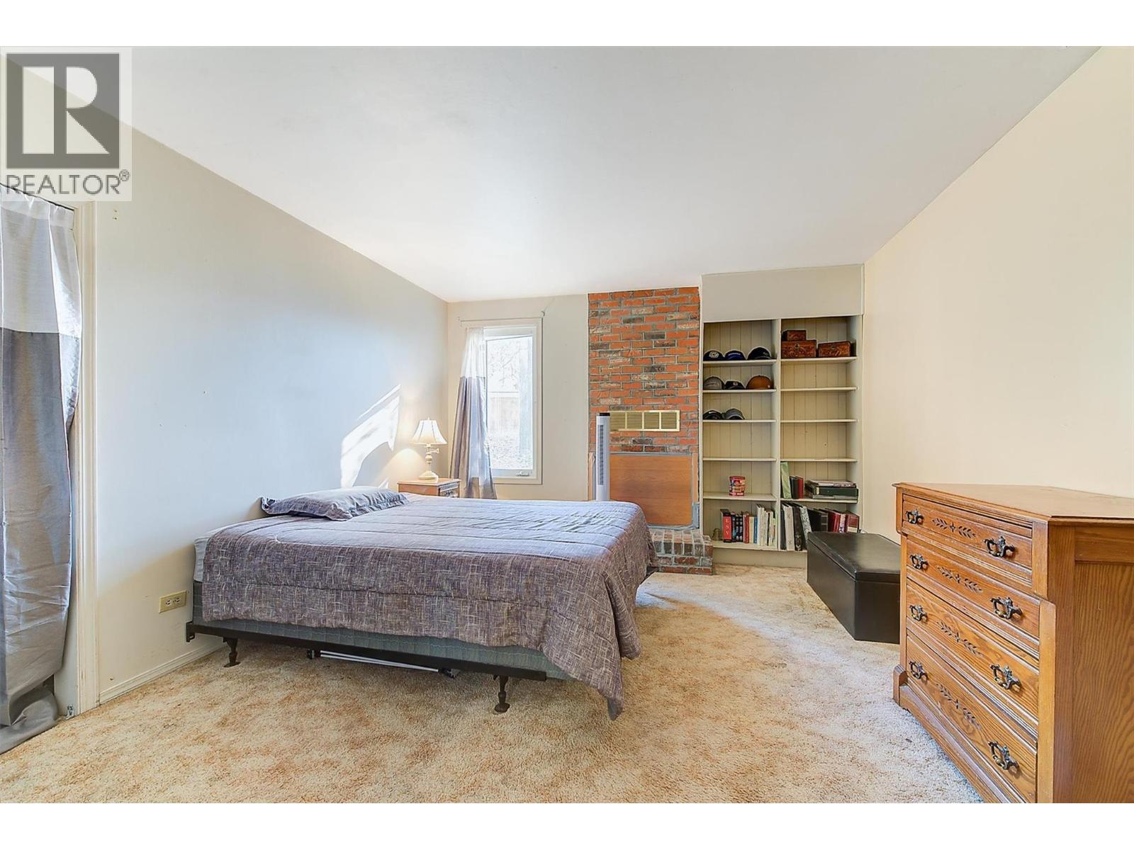  4992 Princeton Avenue, Peachland